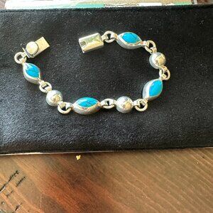 turquoise bracelet